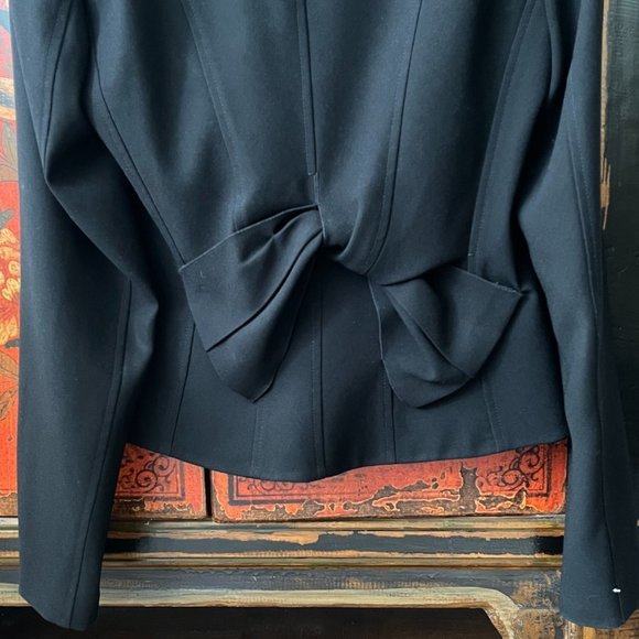 Elie Tahari Black Blazer,  size 4 - Picture 5 of 9
